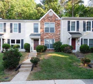 Main picture of 15249 Broadwater Cir