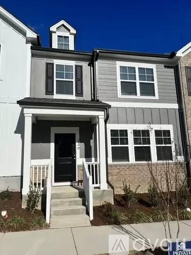 Main picture of 236 Ribbon Rail St