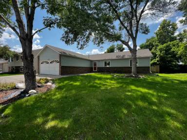 Main picture of 1065 S Edinburgh Dr