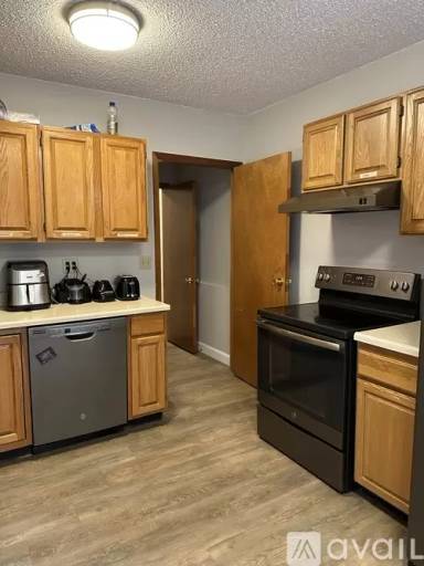 Main picture of 706 1st St