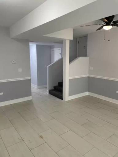 Main picture of 5558 W Congress Pkwy
