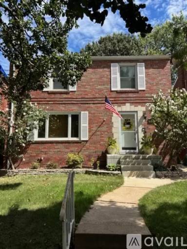Main picture of 4726 Prague Ave