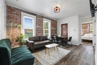 Main picture of 571 City Park Ave