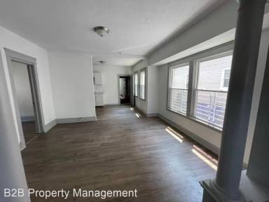 Main picture of 2829 E 116th St