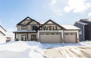 Main picture of 4144 Genevieve Ln NW