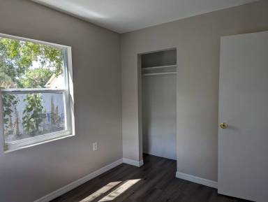 Main picture of 1002 Ola Dr