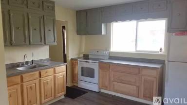 Main picture of 2510 Willow Ave