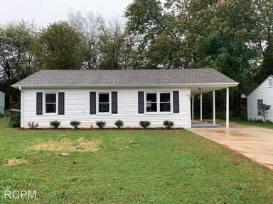 Main picture of 605 10th St NW