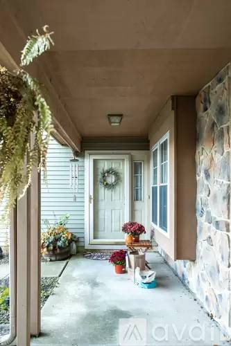 Main picture of 86 Kettlebrook Dr
