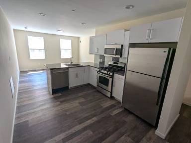 Main picture of 801 N 48th St