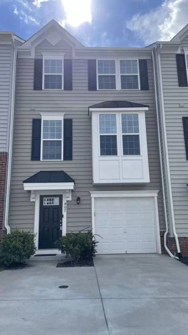 Main picture of 407 Streamview Dr