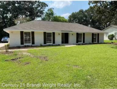 Main picture of 238 Holly Ridge Dr