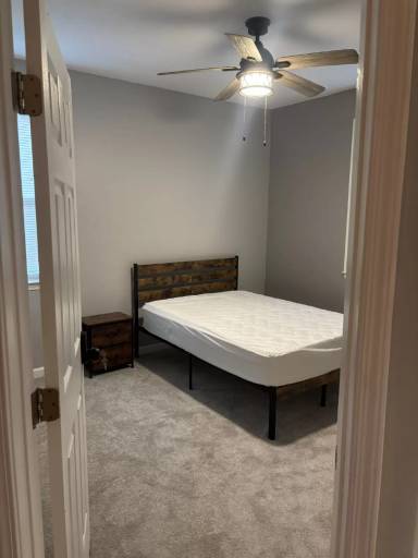 Main picture of 559 Woodlawn Ave NW