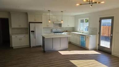 Main picture of 808 Carolina Ave