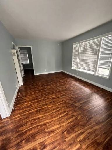 Main picture of 2241 Earl Ave