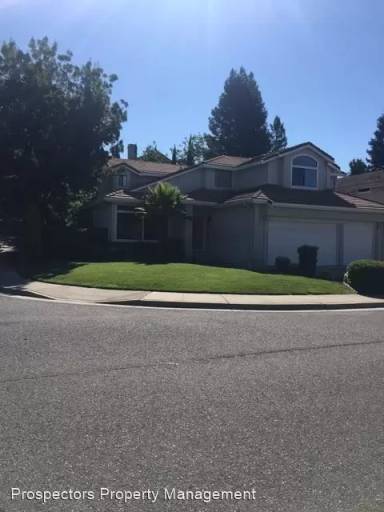 Main picture of 16590 Trail Dr