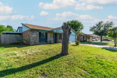 Main picture of 4716 Rose of Sharon Ln