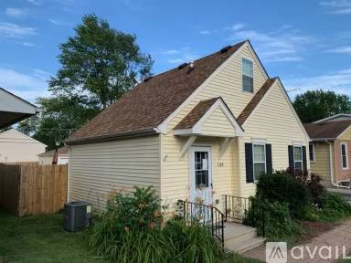 Main picture of 1329 Ridgeway Ave