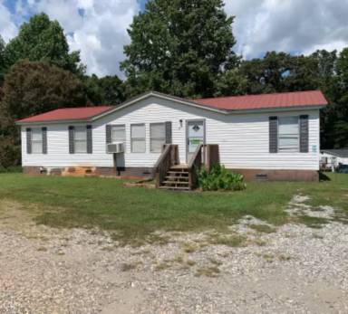 Main picture of 18 Coleman Dr