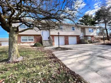 Main picture of 2706 South 1st Street - A