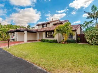 Main picture of 9025 SW 112th Ct