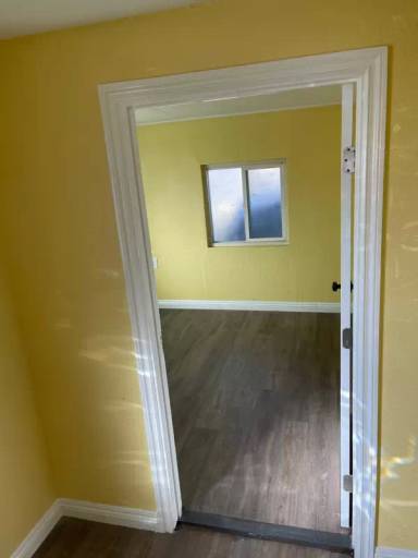 Main picture of 9015 Catawba Ave