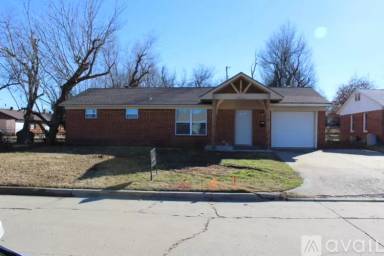 Main picture of 5908 NW 61st St