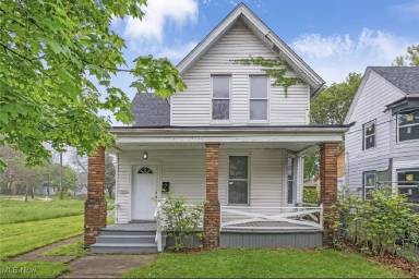Main picture of 2056 W 95th St