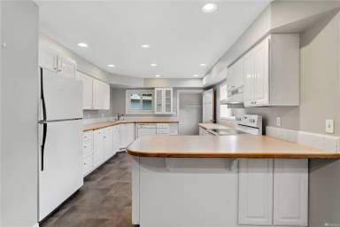 Main picture of 5459 Hannegan Rd