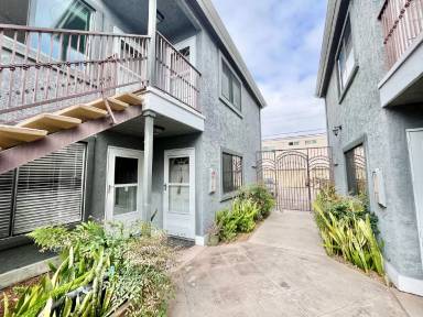 Main picture of 4440 Cherokee Ave