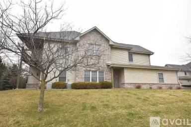 Main picture of 2102 Seminole St