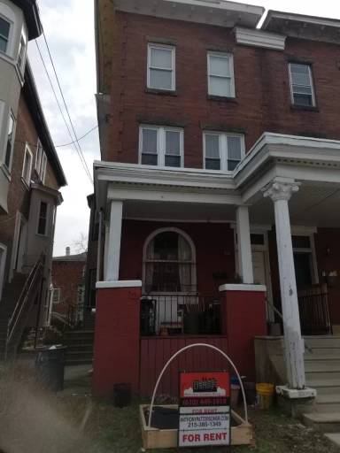 Main picture of 4912 Warrington Ave