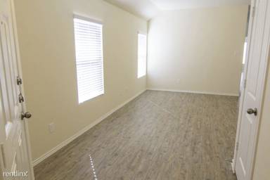 Main picture of 6315 Austinville Dr