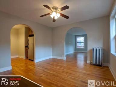 Main picture of 540-48 W Surf St