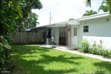 Main picture of 5640 Grant St