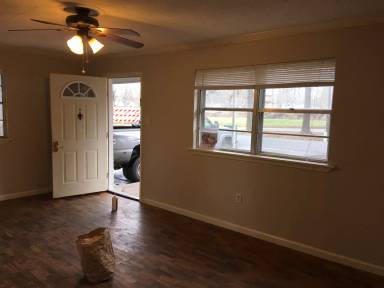 Main picture of 613 S Grant St