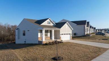 Main picture of 761 Honey Locust Rd