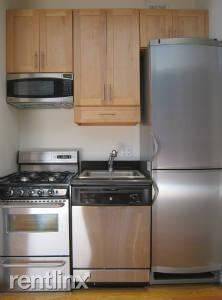 Main picture of 47 E 1st St