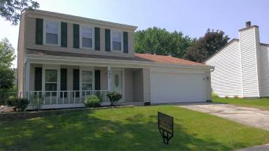 Main picture of 690 Iroquois Trl