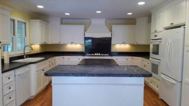 Main picture of 391 Oleander Dr
