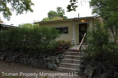 Main picture of 543 2nd St E