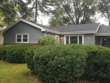 Main picture of 4406 S 84th St