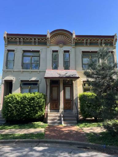 Main picture of 2221 Rutger St