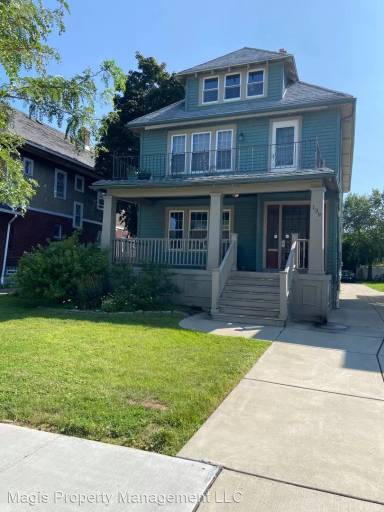 Main picture of 139 N Park Ave