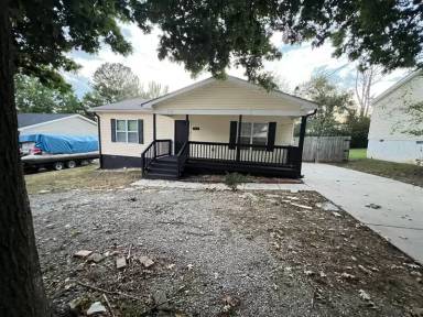 Main picture of 3115 Sonya Dr NW