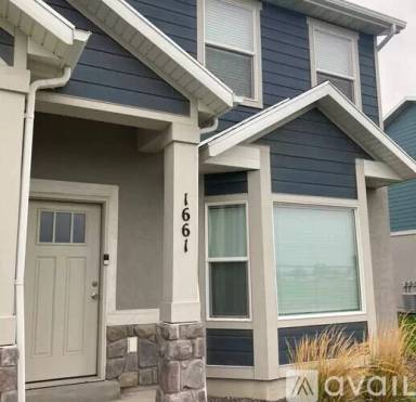 Main picture of 1661 E Talon Way