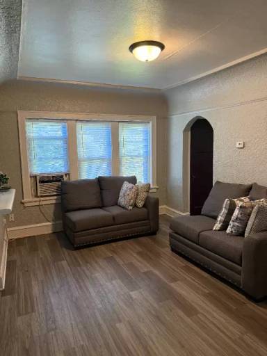 Main picture of 417 N 39th St