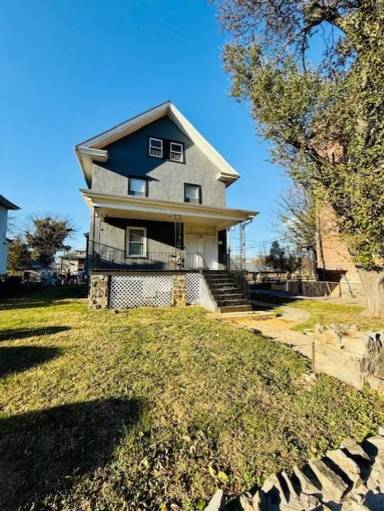 Main picture of 2300 Tioga Pkwy