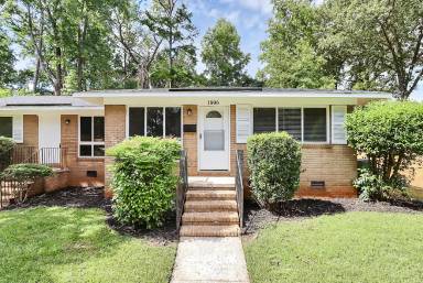 Main picture of 1806 Herrin Ave