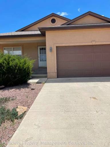 Main picture of 47 Wild Rose Dr